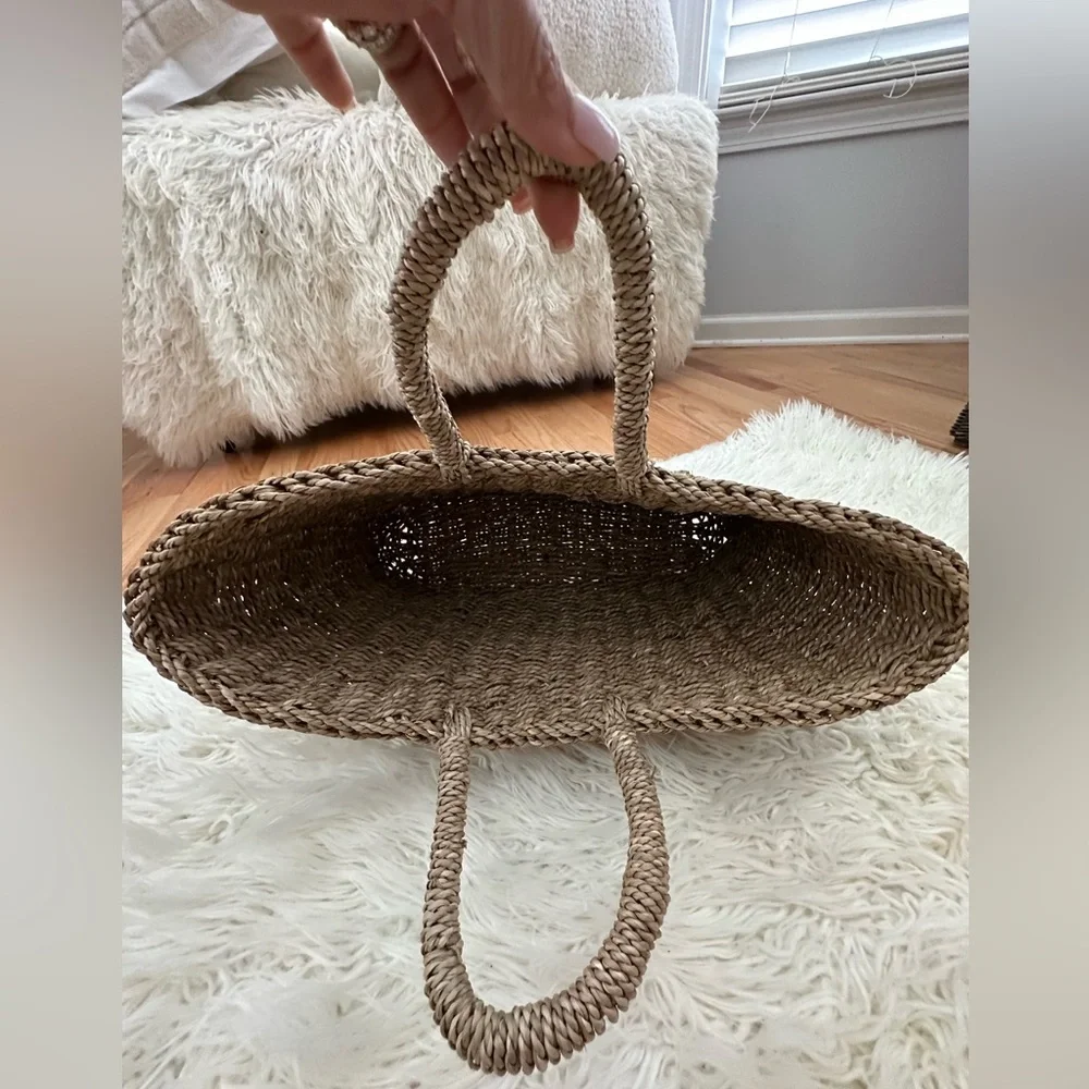 Woven Bag - Picture 3 of 6